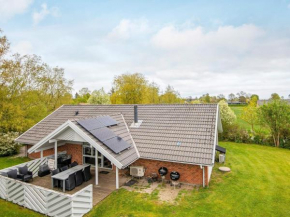 10 person holiday home in Juelsminde, Sønderby